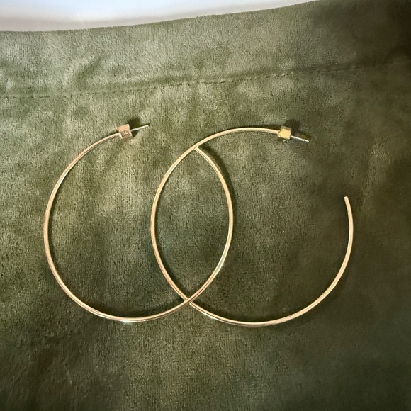 MIRANDA FRYE Rylan Hoops - Picture 3 of 3